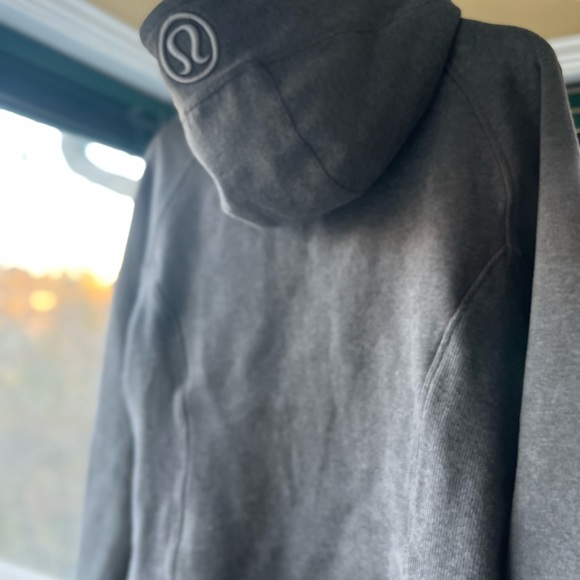 Lululemon Hoodie sz 12 - Picture 2 of 2